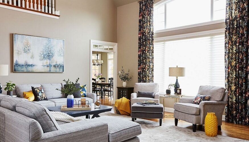 Tips for Decorating Rooms With High Ceilings