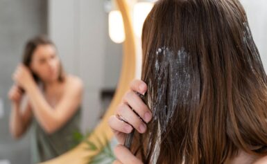 Discover How You can Create a Simple Hair Care Routine for Dandruff