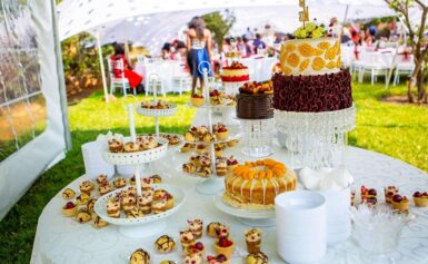 What Are the Advantages Of Employing Party Caterers?